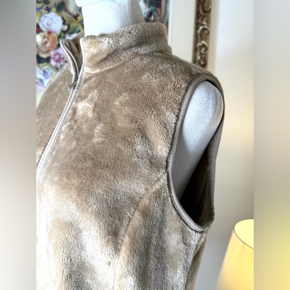Kim Rogers Faux Fur Vest Petite Small - Picture 5 of 9